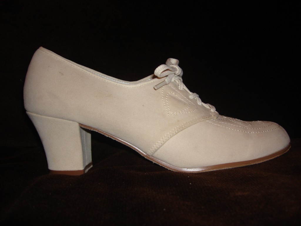 Camel velvet oxfords, size 9.5, bidding at $26.95