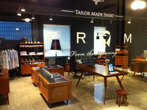 Chloe Hong's store in Korea