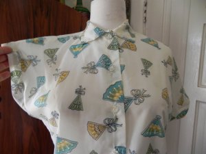 50's novelty print blouse