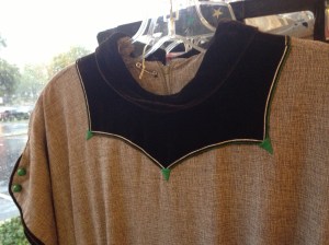 This neckline!  At Raleigh Vintage