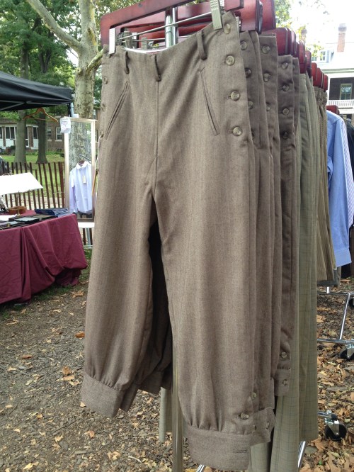 Ladies' knickers, ready to wear!