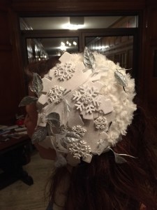 A close-up of the fascinator.