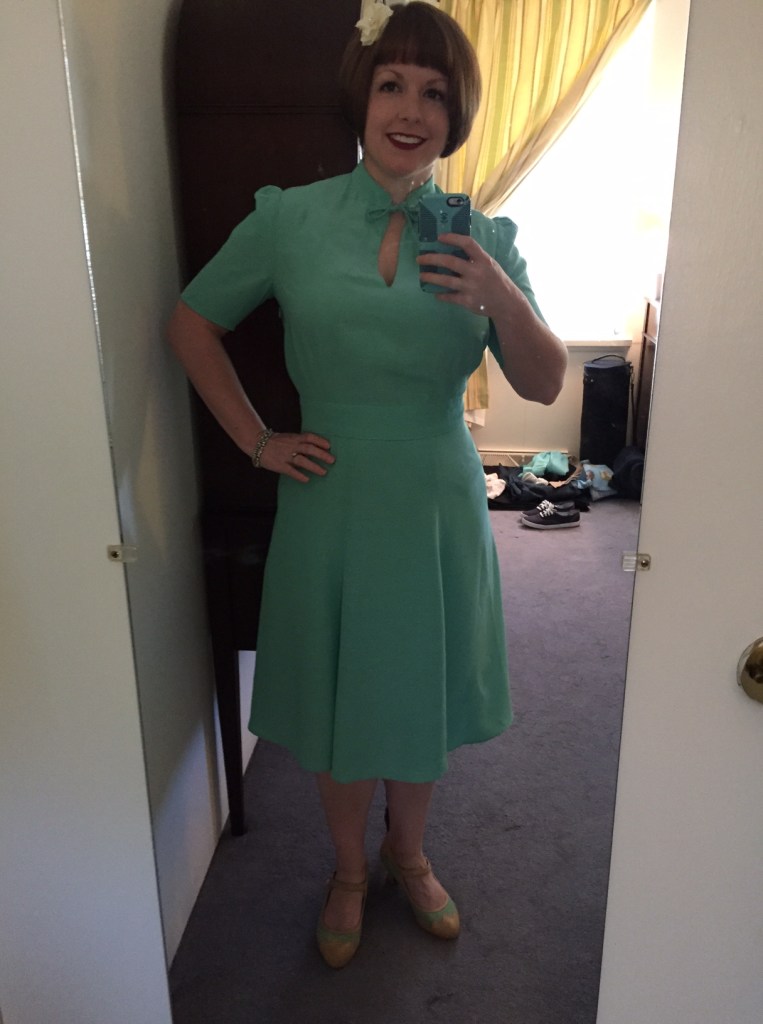 The classic mirror selfie - the fit is so good, I'm a very happy girl. :)