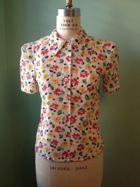 Floral 1930's/40's seersucker blouse